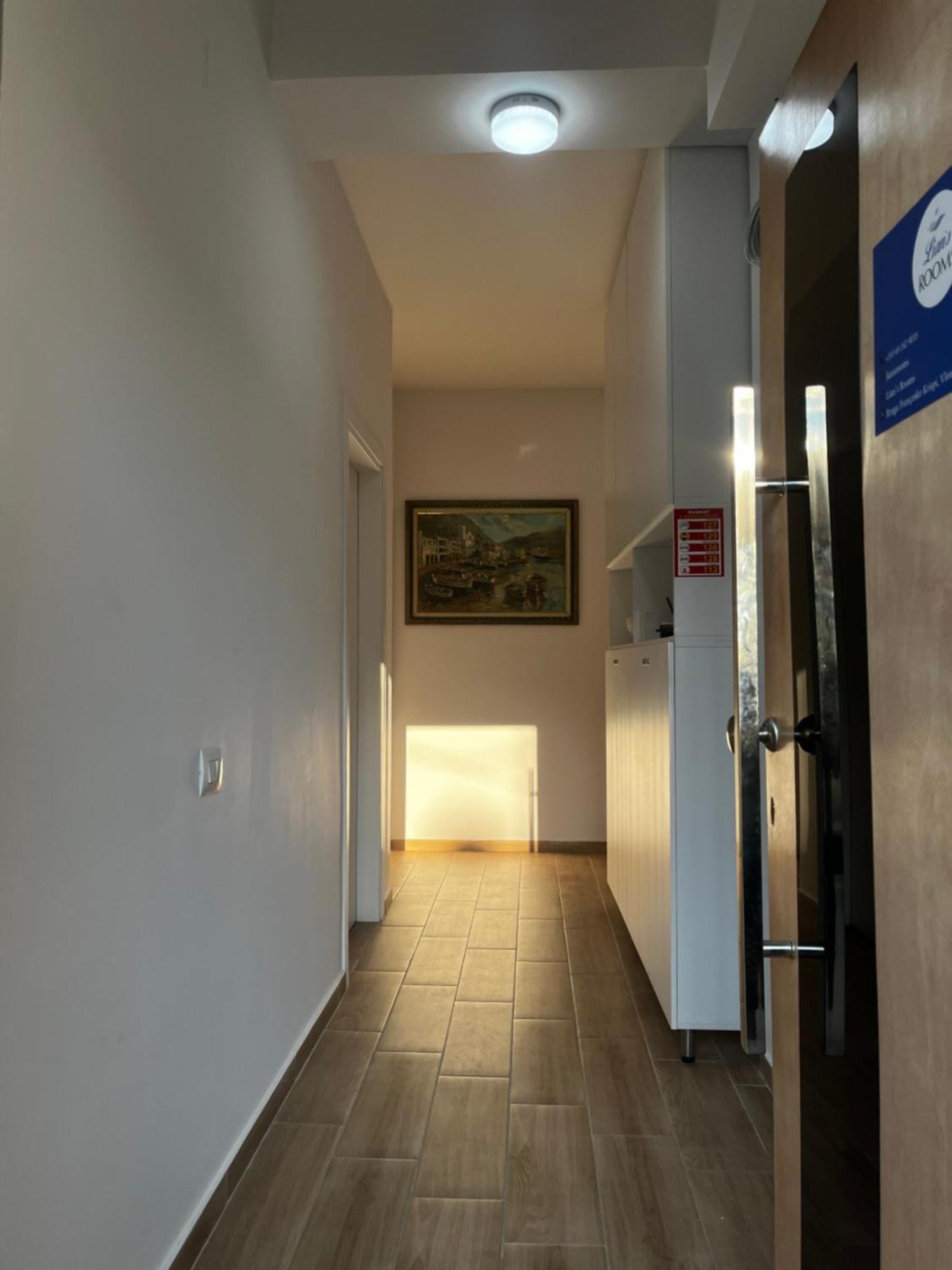 Lian'S Rooms Vlorë Exterior foto